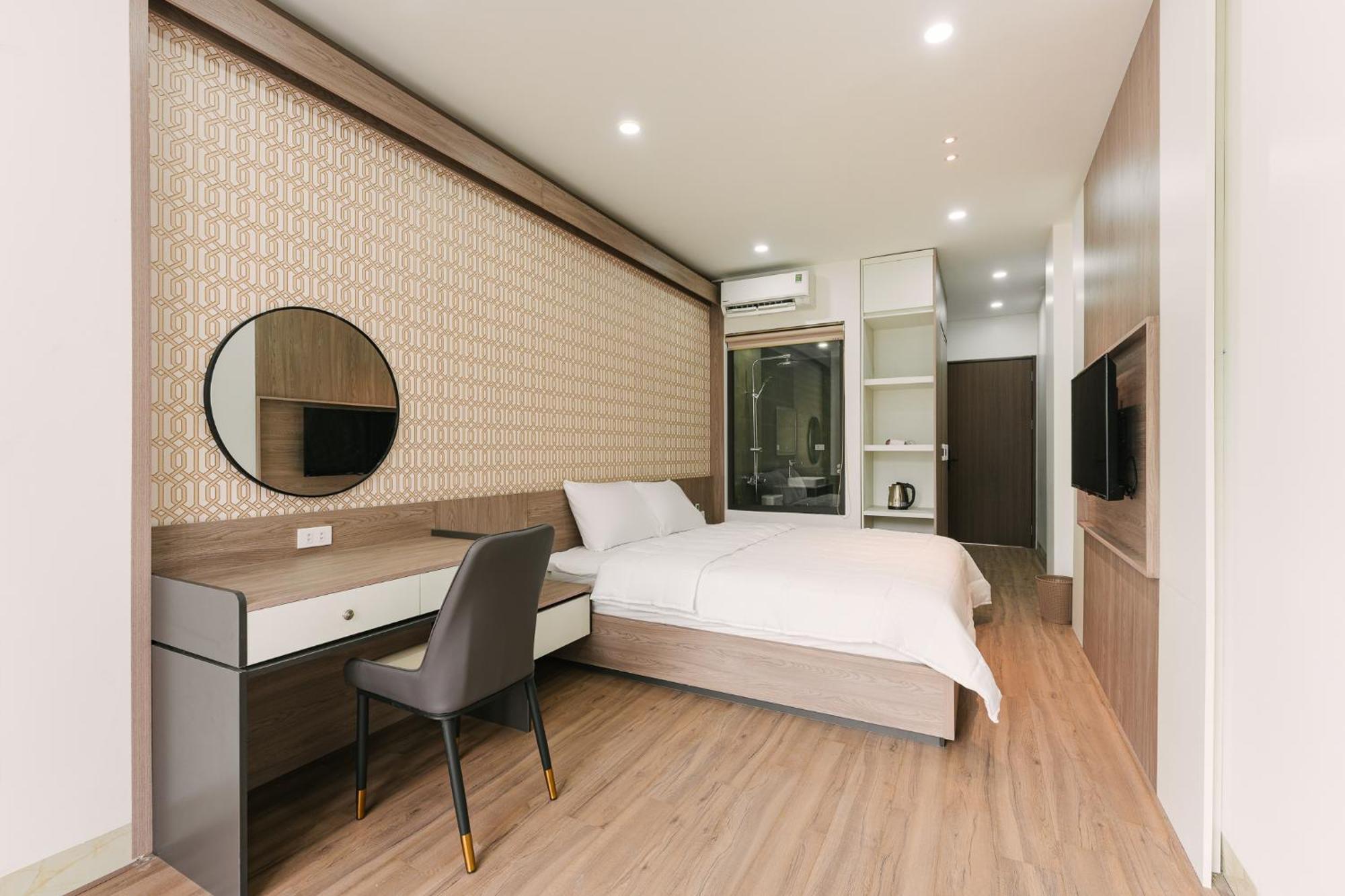 Delapong Hotel And Apartment Ha Noi Hanoi Exterior photo
